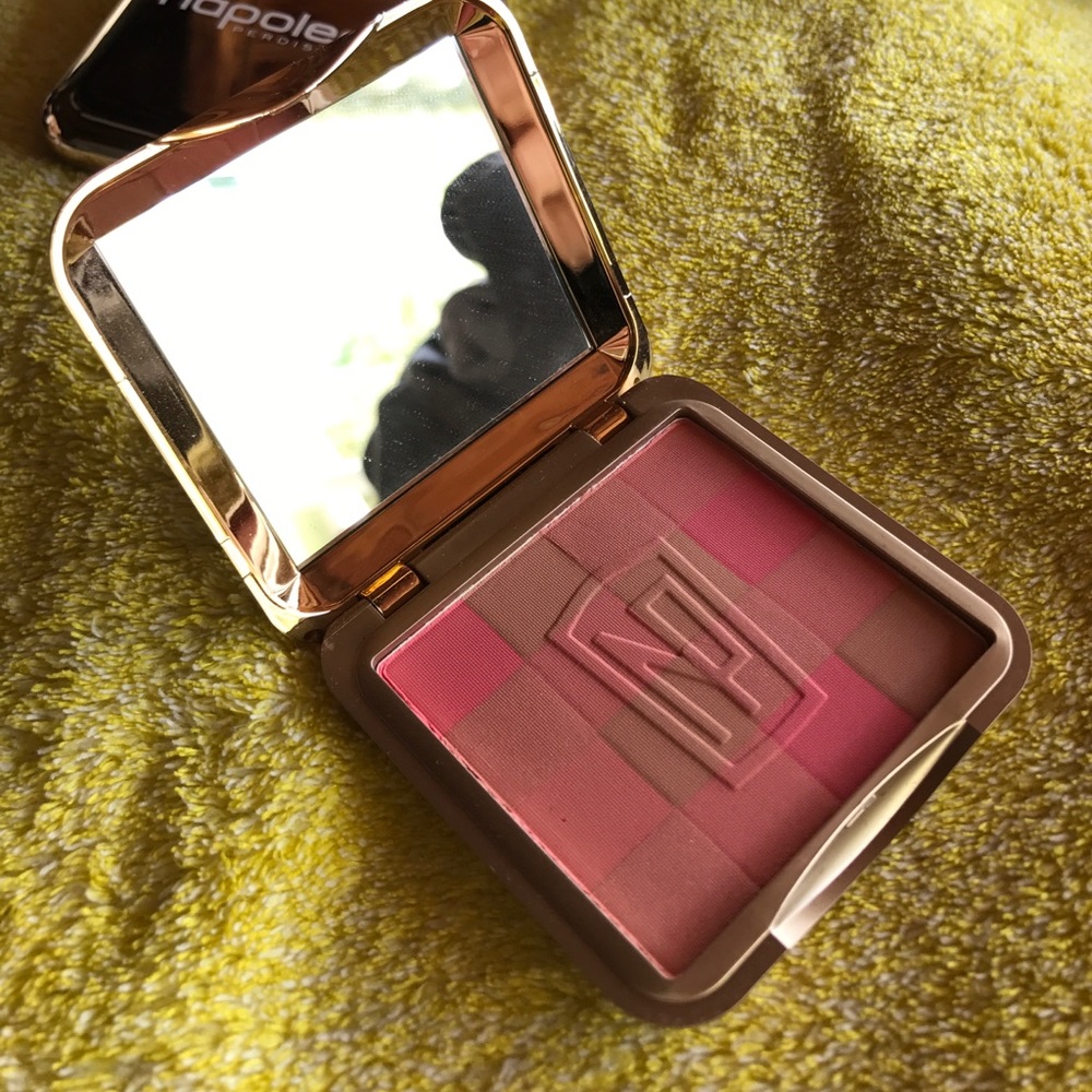 Napoleon Perdis Mosaic Powder