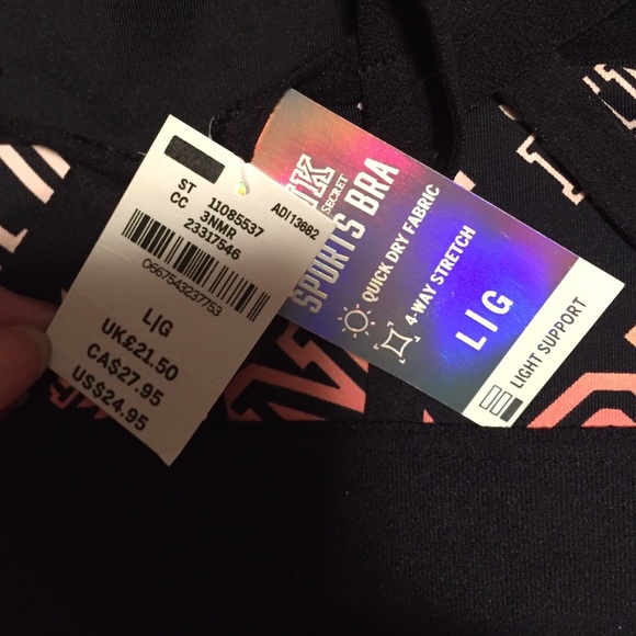 Pink VS sports Bra - Picture 3 of 4