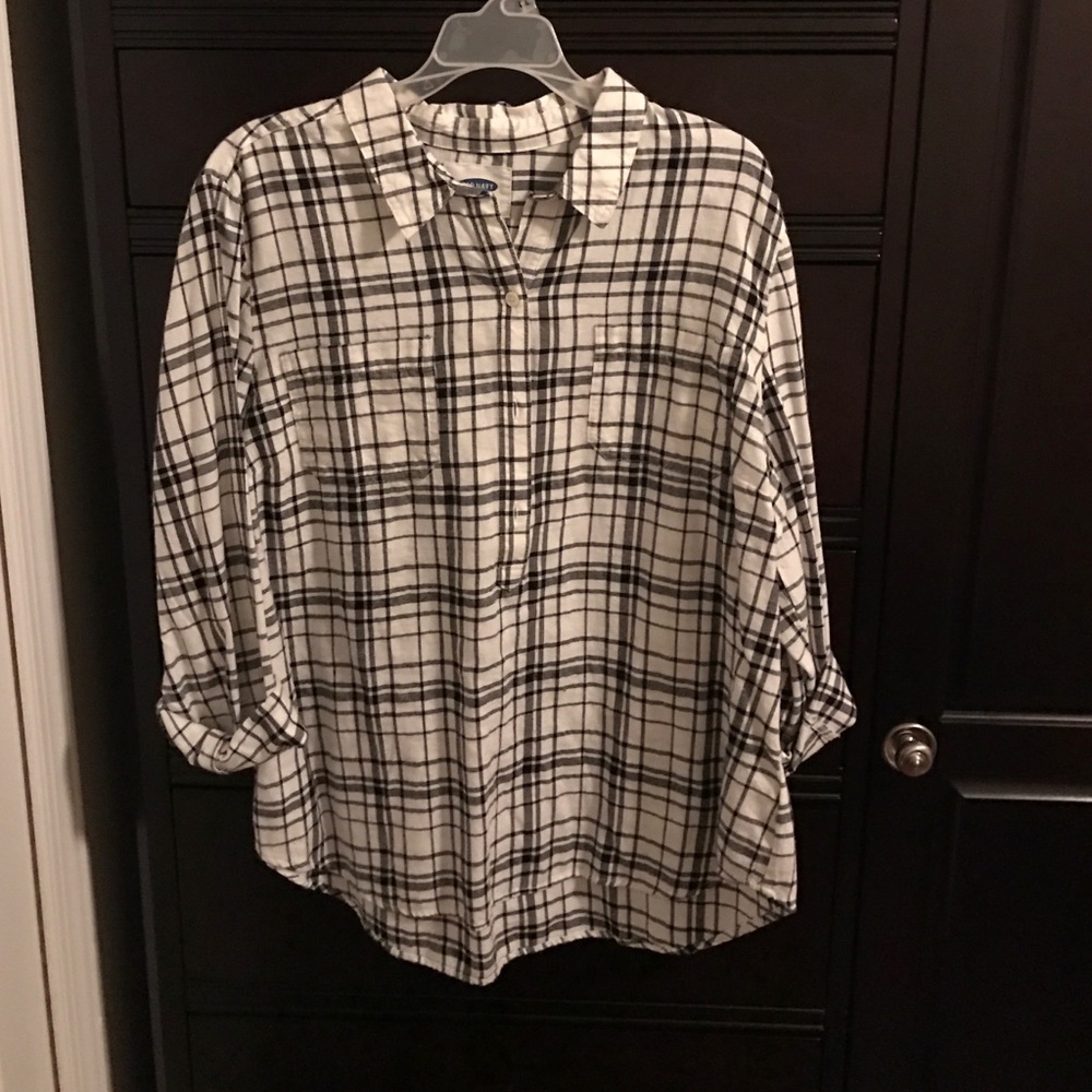NEVER WORN! Old Navy Flannel