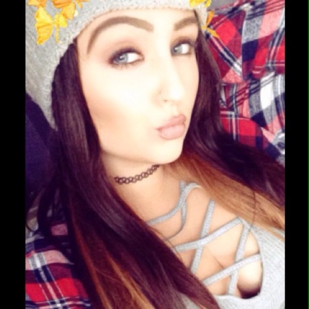 Meet your Posher, Genivieve