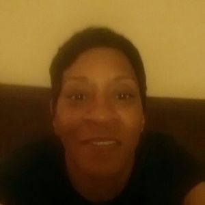 Meet your Posher, Beverly