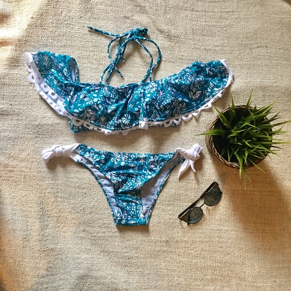 Floral Swimsuit - Picture 3 of 6