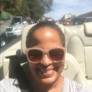 Meet your Posher, Kim