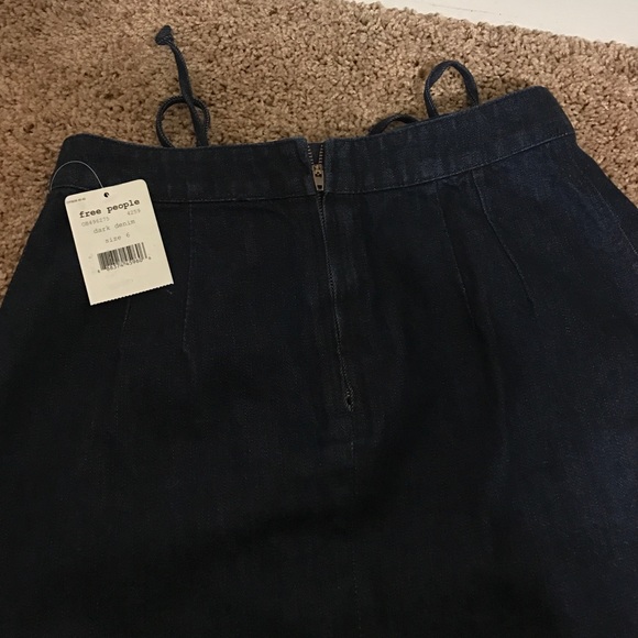 🎉SALE🎉 New With Tags Denim Skirt Free People - Picture 2 of 4