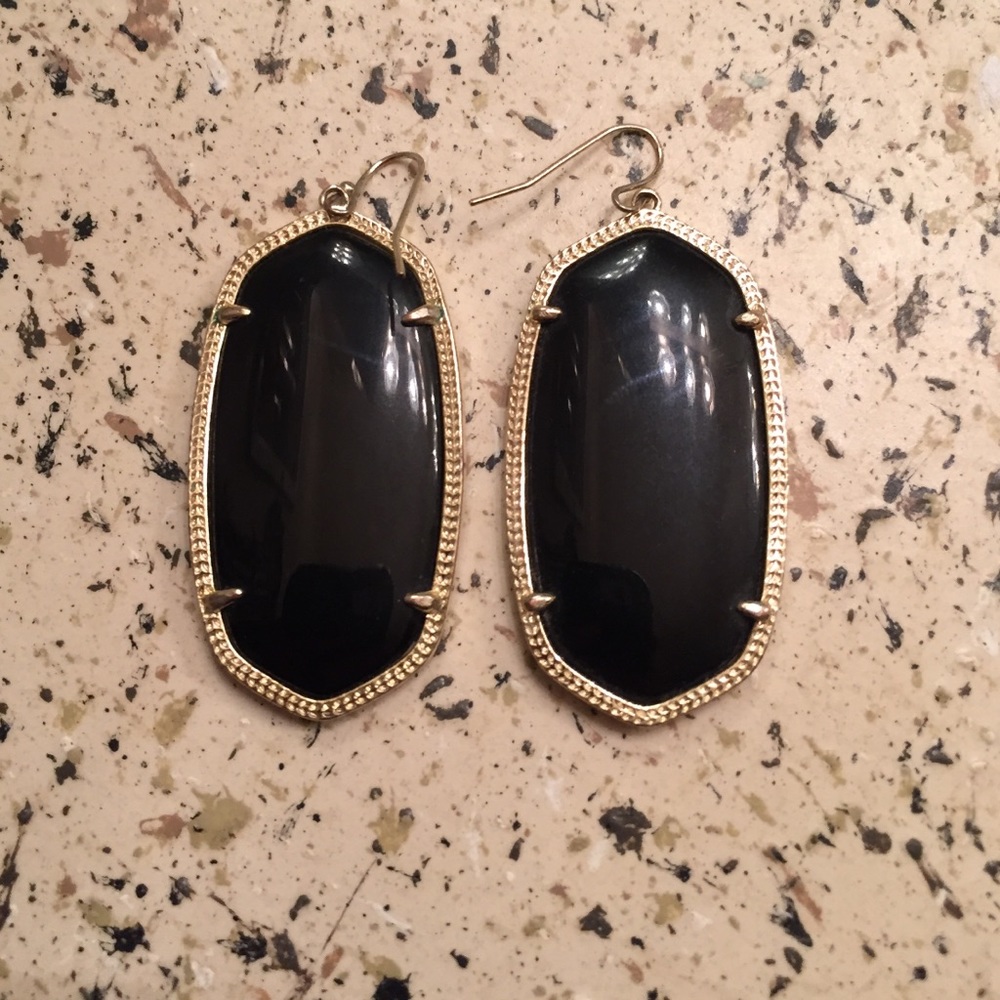 Kendra Scott Danielle Earrings