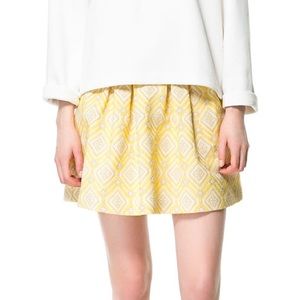 Zara Yellow Pleated Jacquard Skirt
