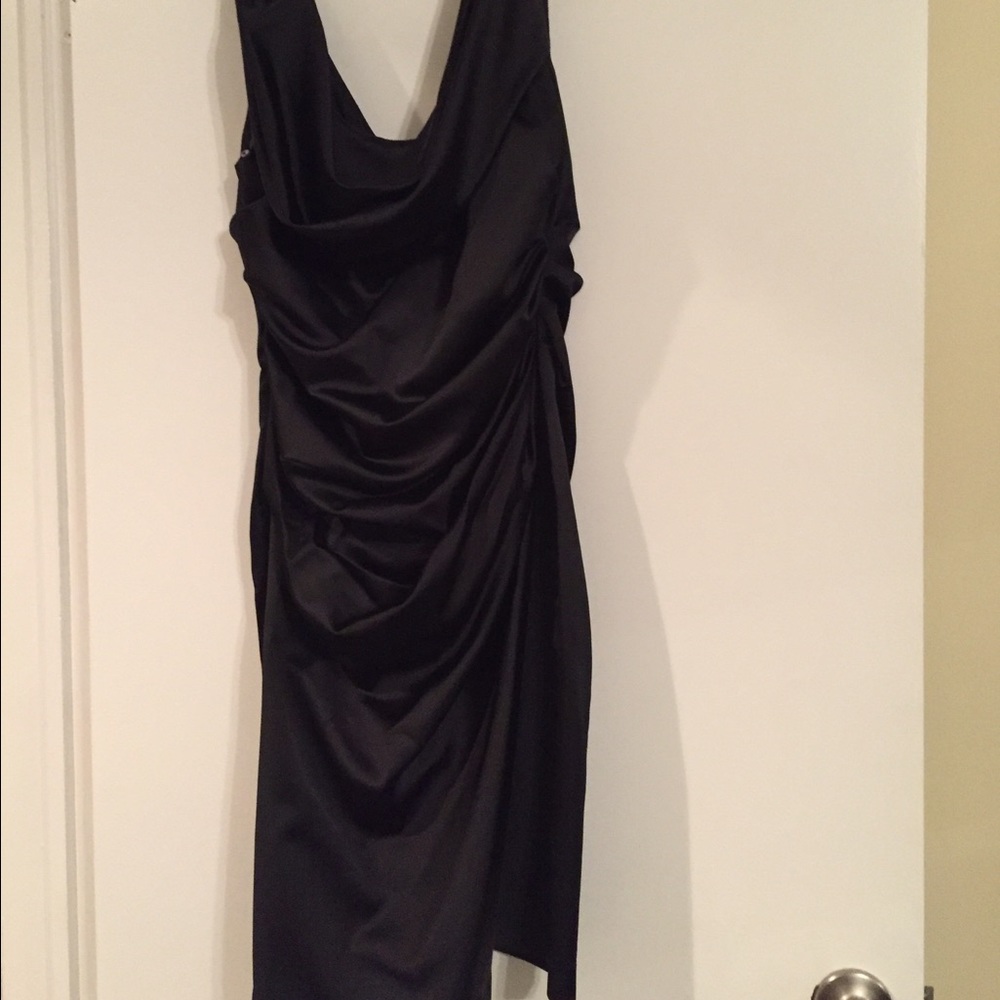 Black ruched knee length dress
