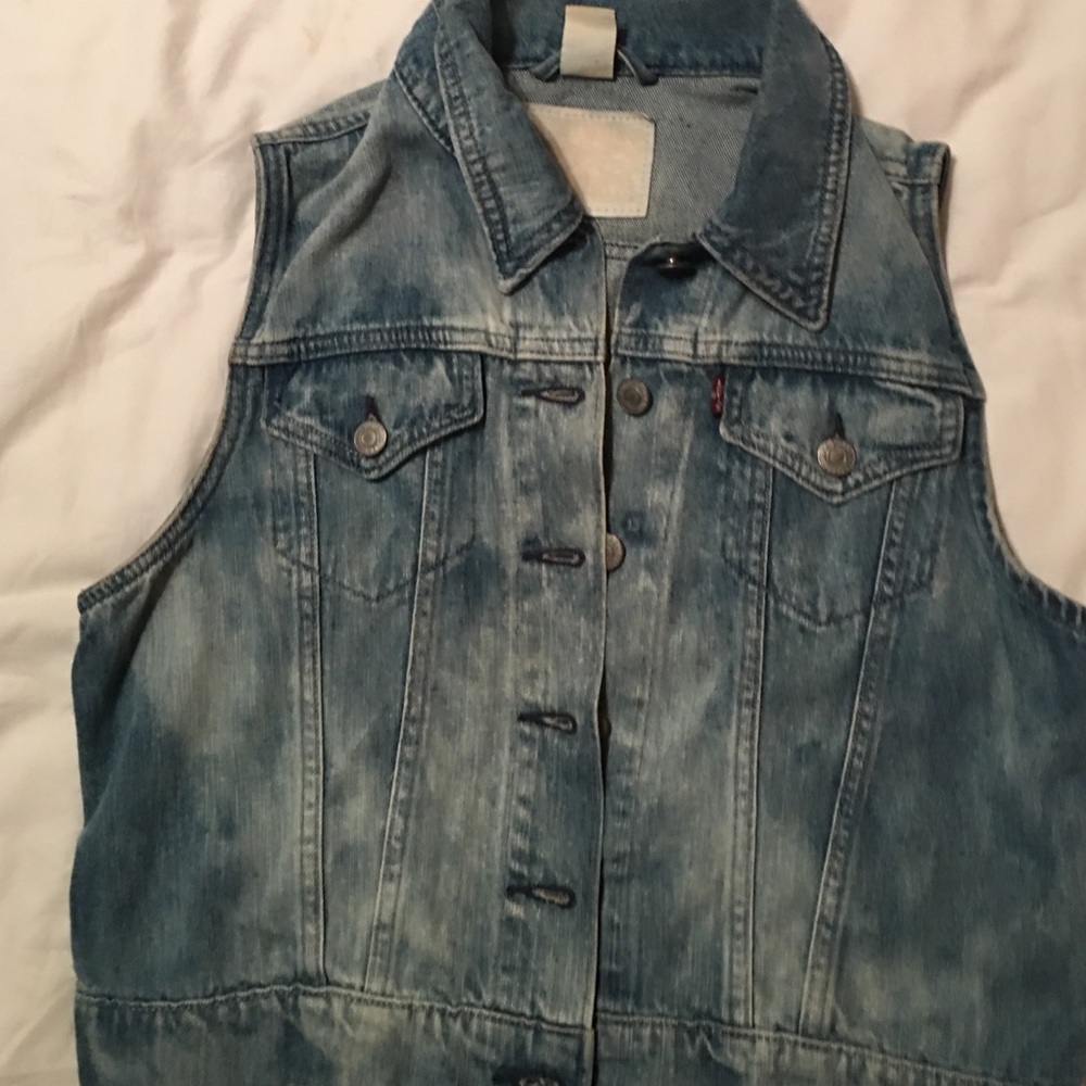 Levi jean vest