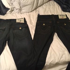 2 pairs of true religion jeans size 31.