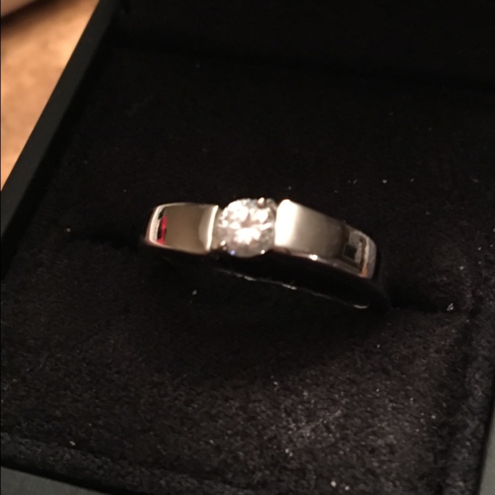 .925 CZ SILVER RING