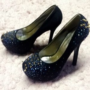 Navy blue heels