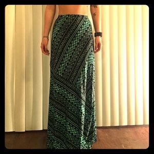 Tribal pattern maxi skirt size small