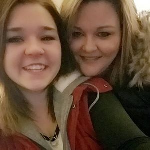 Meet your Posher, Mandee