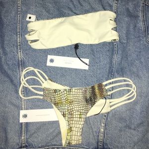 Mary grace swimwear reversible two piecesize small