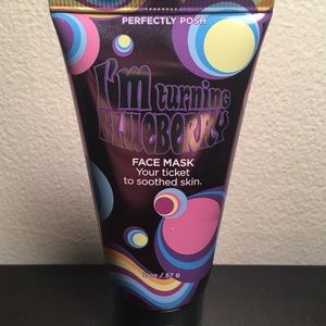 Perfectly Posh I'm Turning Blueberry Face Mask