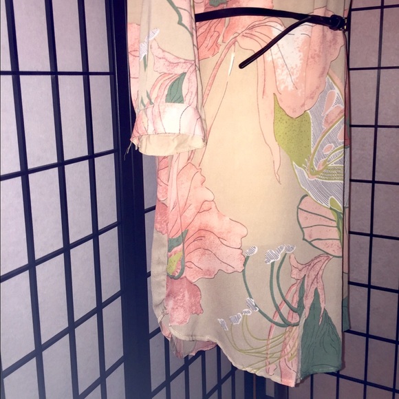 Plus Size 1X, 2X, 3X Lovely Coral Floral Pastel... - Picture 4 of 5