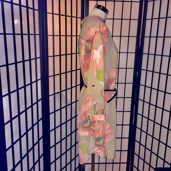 Plus Size 1X, 2X, 3X Lovely Coral Floral Pastel... - Picture 3 of 5