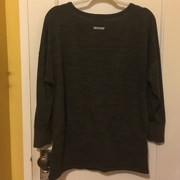 ATHLETA Batwing & Robin ScoopNeck Pullover Top SzL - Picture 2 of 4