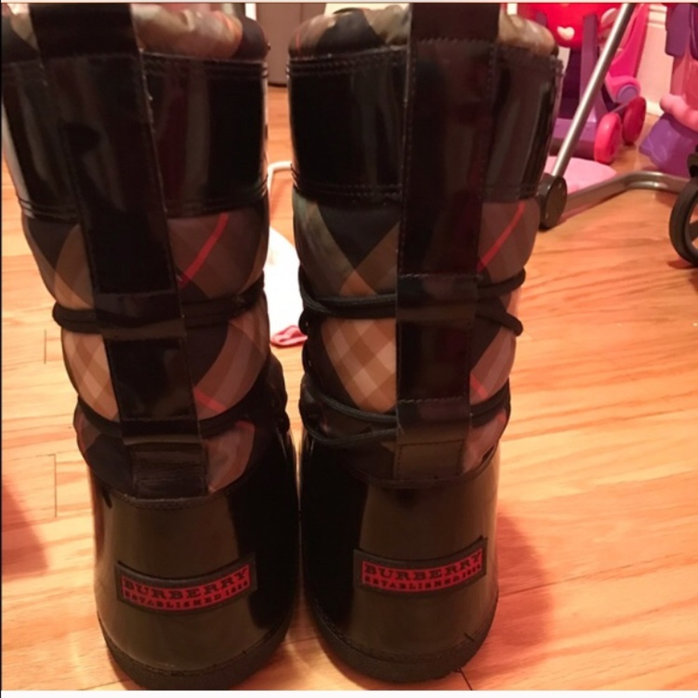 Burberry snow boots.