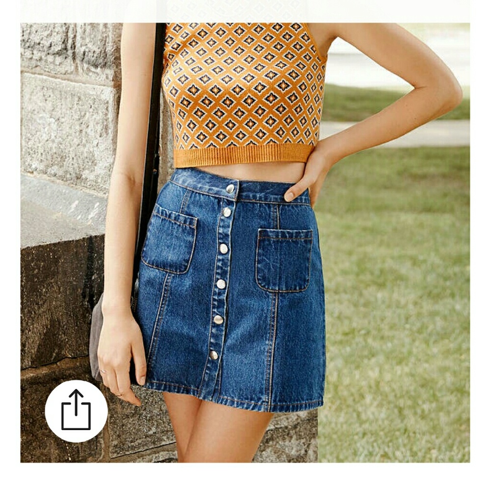 Denim skirt with front buttons