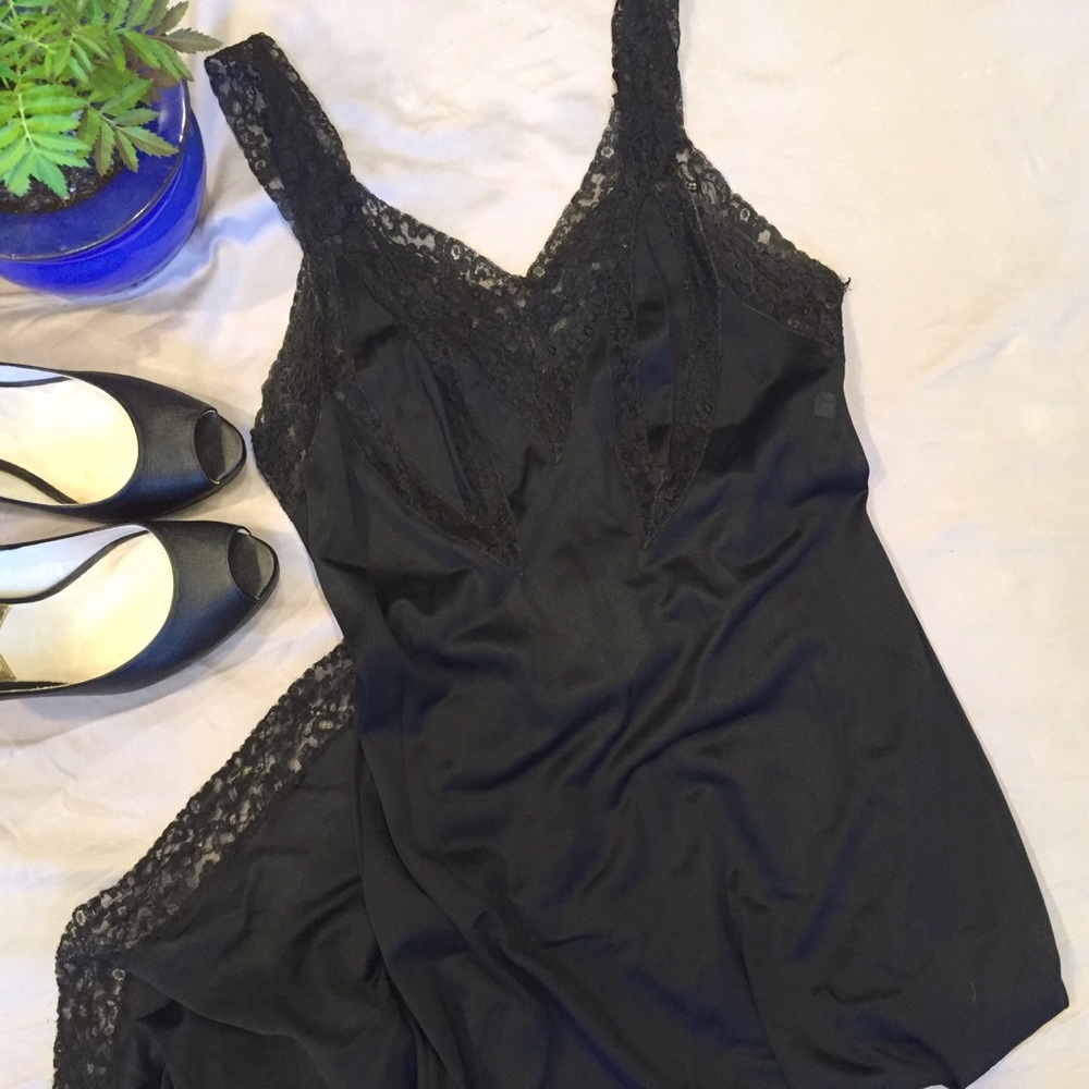 Vintage Black Slip