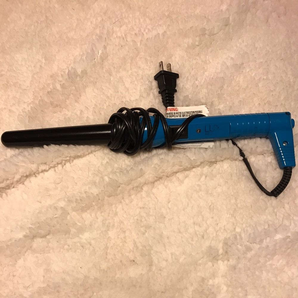 Curling wand.