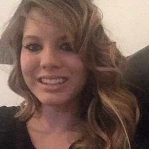 Meet your Posher, Allyssa