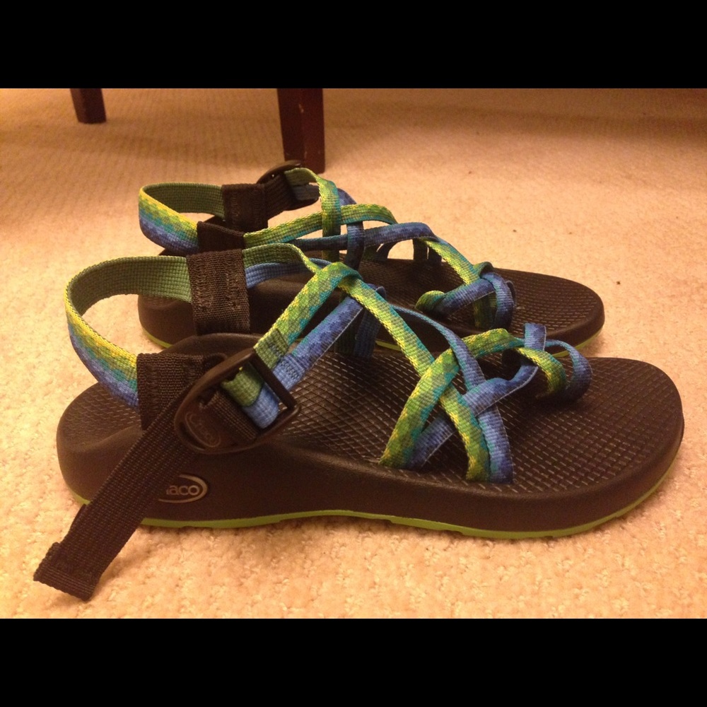 Size 8 Green and blue Chacos