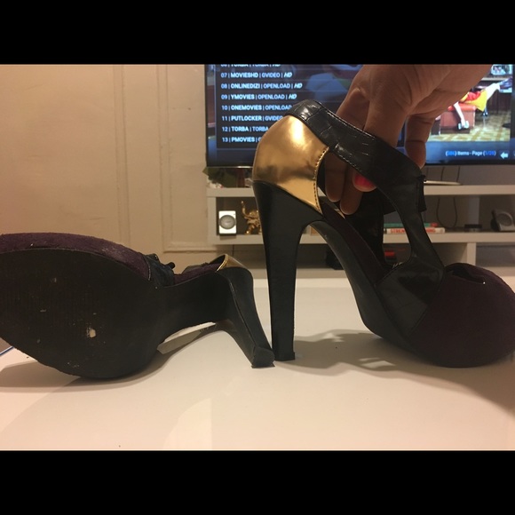 Purple and gold heeled sandals - Picture 2 of 2