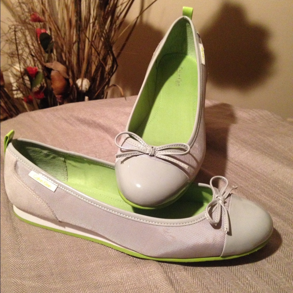 Calvin Klein wedge flats.