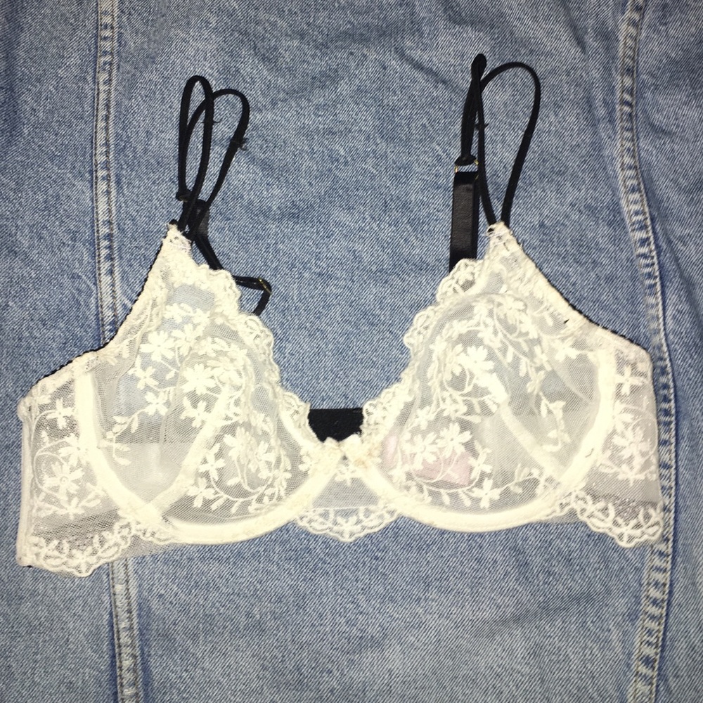 Lace Bra size small