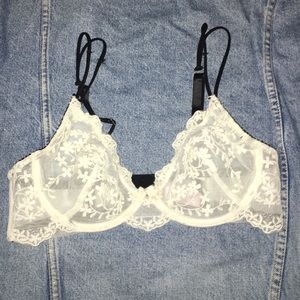 Lace Bra size small