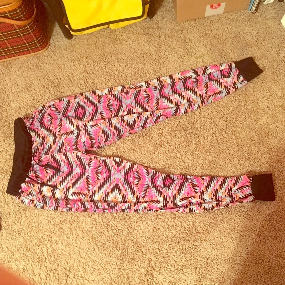 Aztec Patterned Leggings