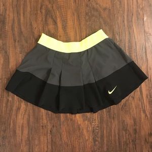 Nike Tennis Skirt Size Small