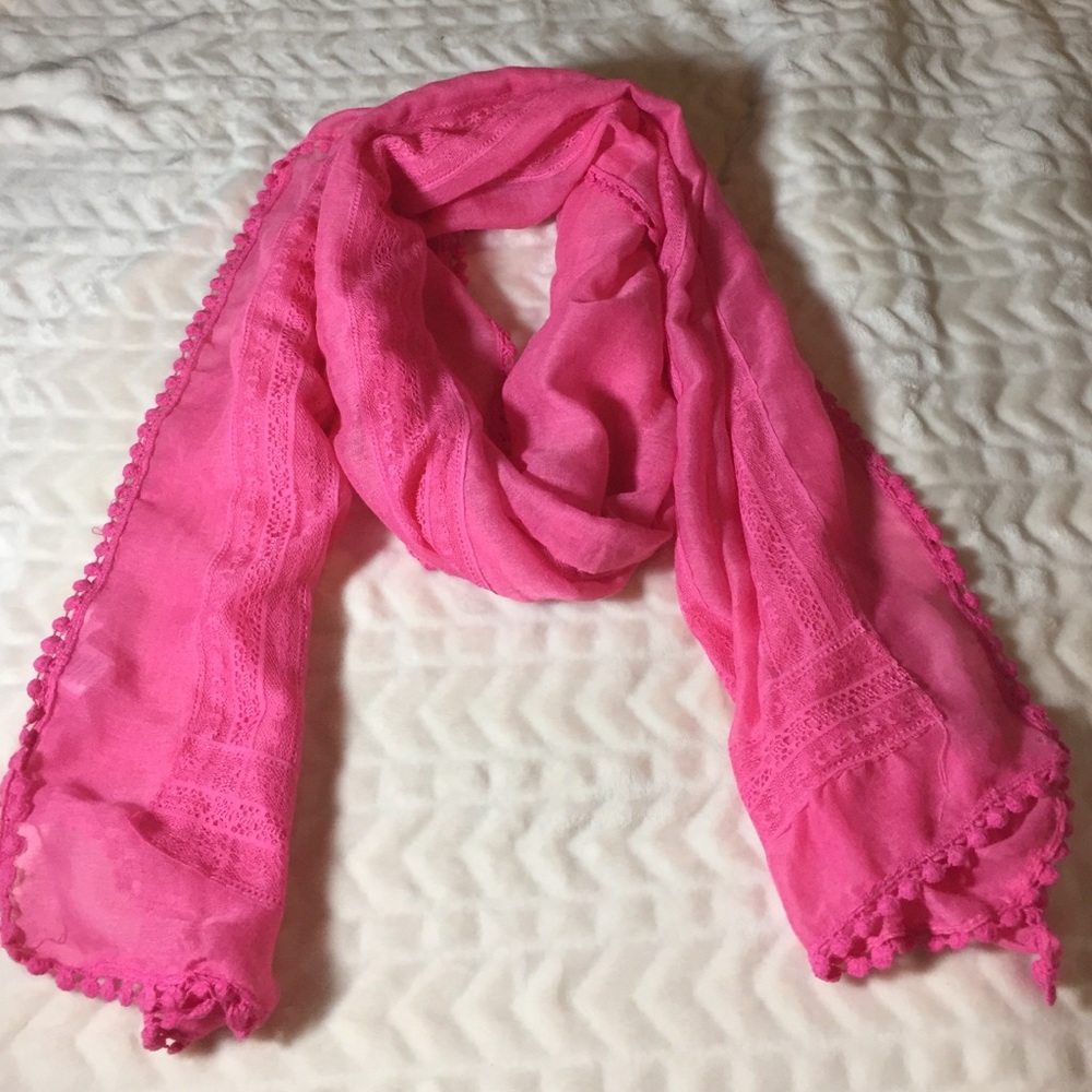 Charming Charlie scarf