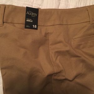 New York and Company Audrey ankle pants.