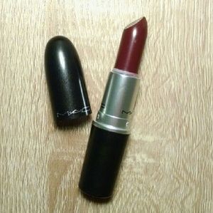 NEW mac lipstick hang up cremesheen