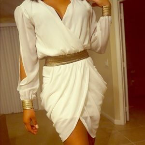 Chic White and Gold Dress Cinched waist (Small)