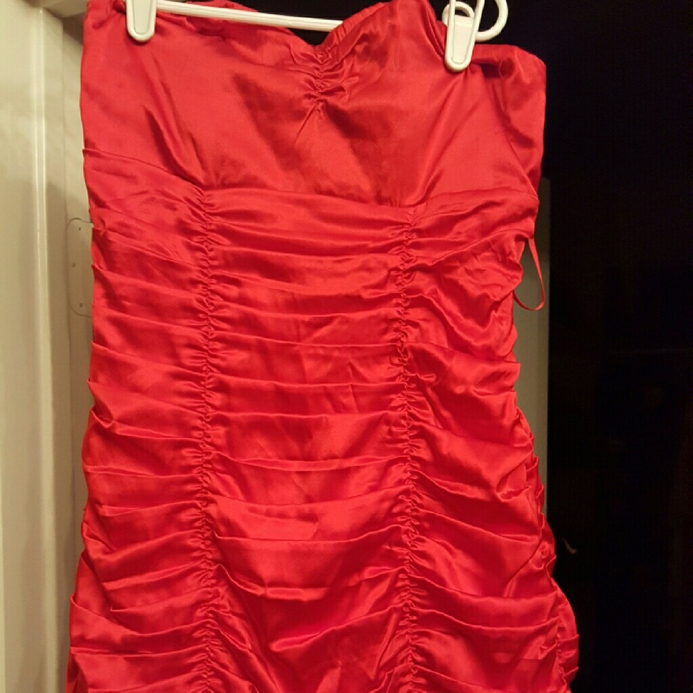 NEW EXPRESS RED DRESS SIZE 2 $25 OBO