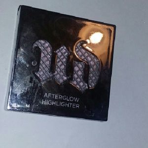 Urban Decay Afterglow Highlighter