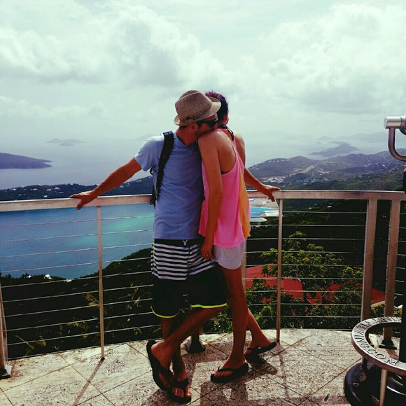 Meet your Posher, Whitney - Picture 3 of 4