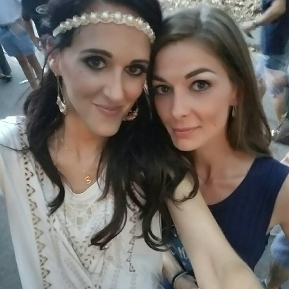 Meet your Posher, Whitney - Picture 4 of 4