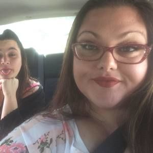 Meet your Posher, Anika