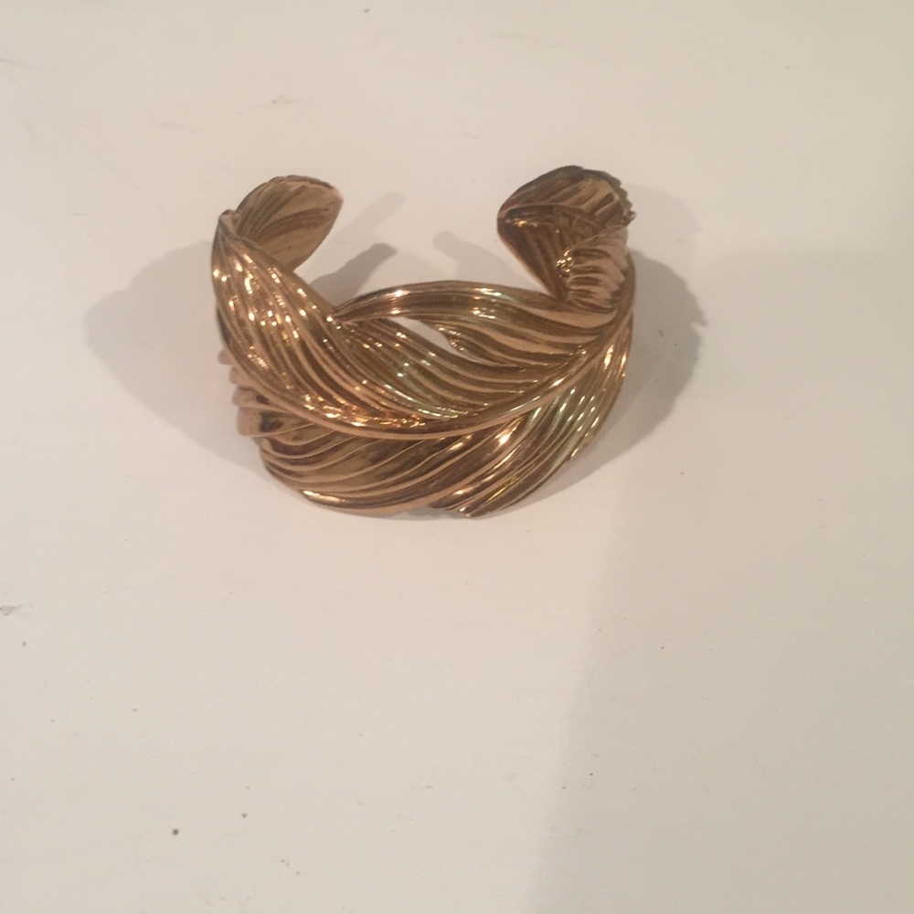 Gold bracelet