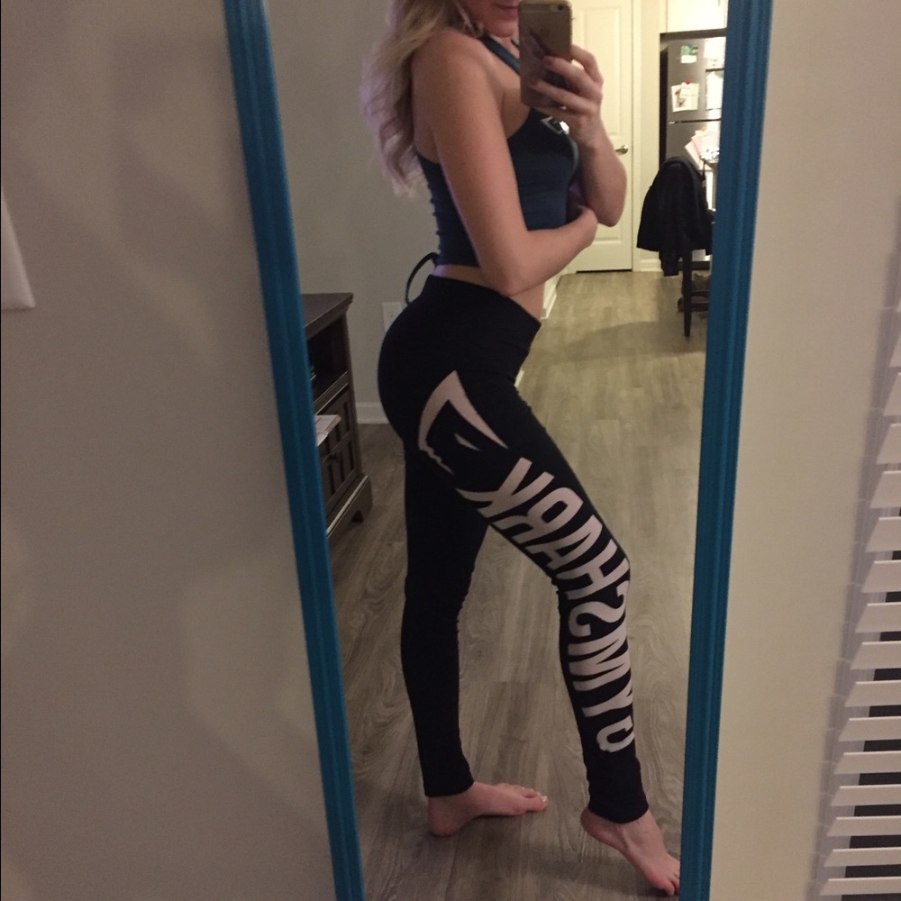 SOLD ON Ⓜ️ Gymshark limited edition leggings