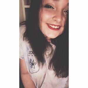 Meet your Posher, Holly