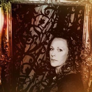 Meet your Posher, Carley