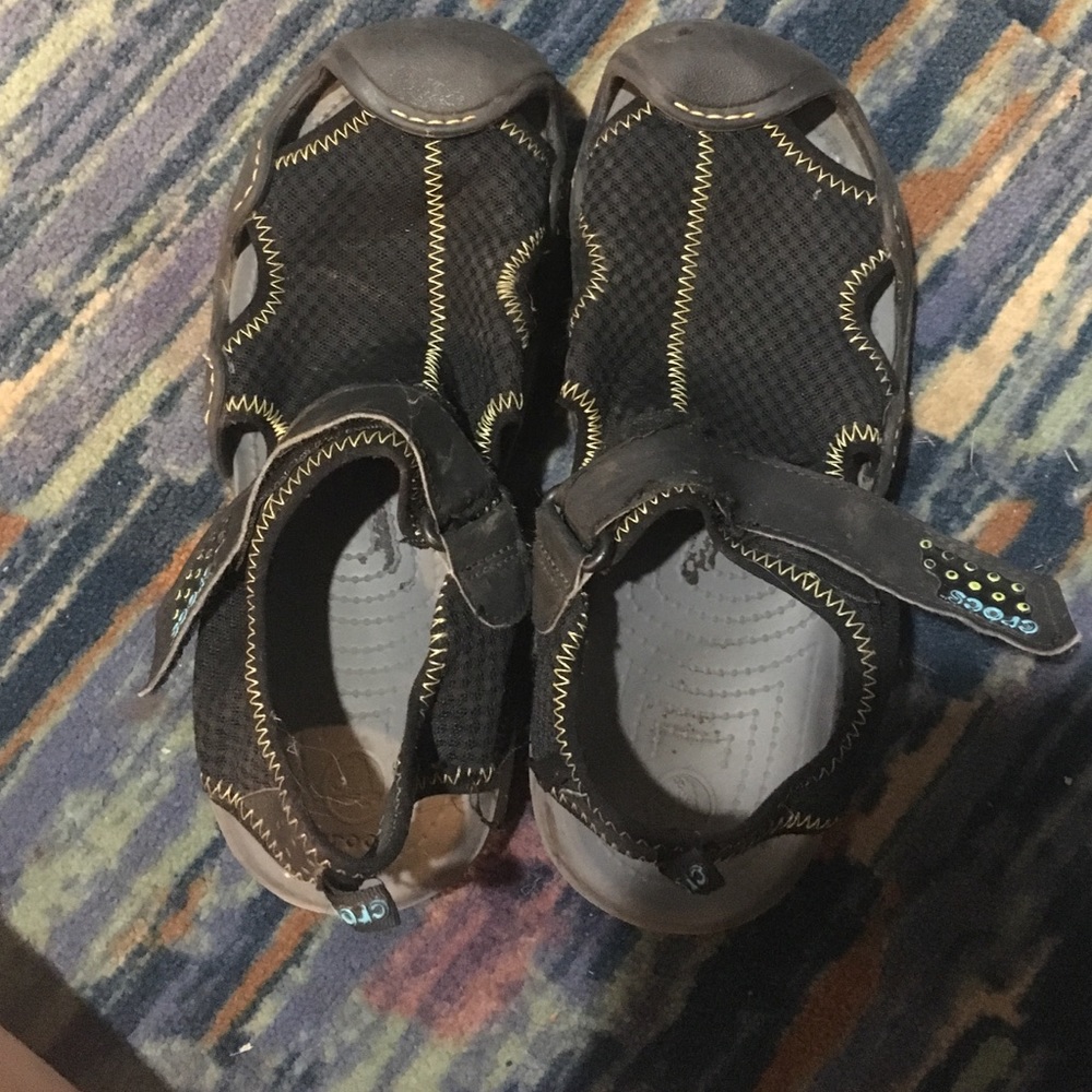 crocs!