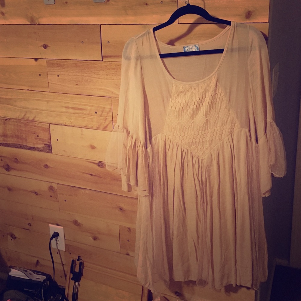 Creme dress!