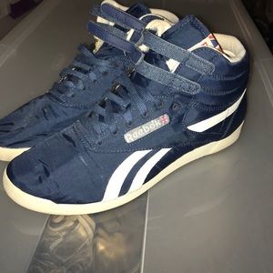 Reebok Freestyle hi-top sneakers size 10 navy